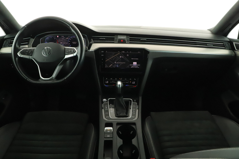 Volkswagen Passat, 2021