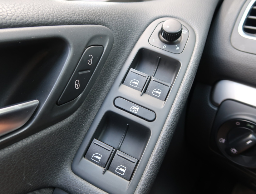 Volkswagen Golf, 2009