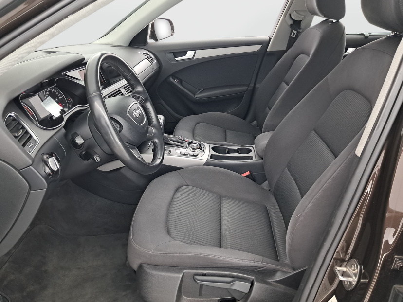 Audi A4, 2013