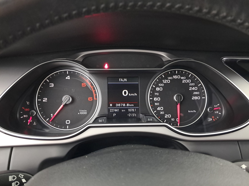 Audi A4, 2013