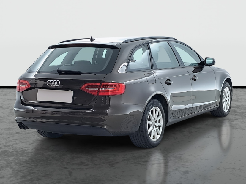 Audi A4, 2013