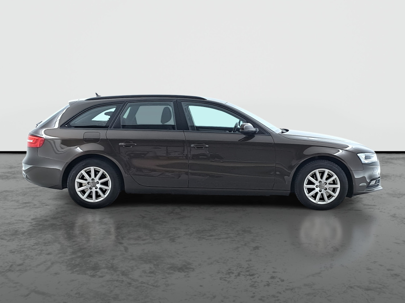 Audi A4, 2013