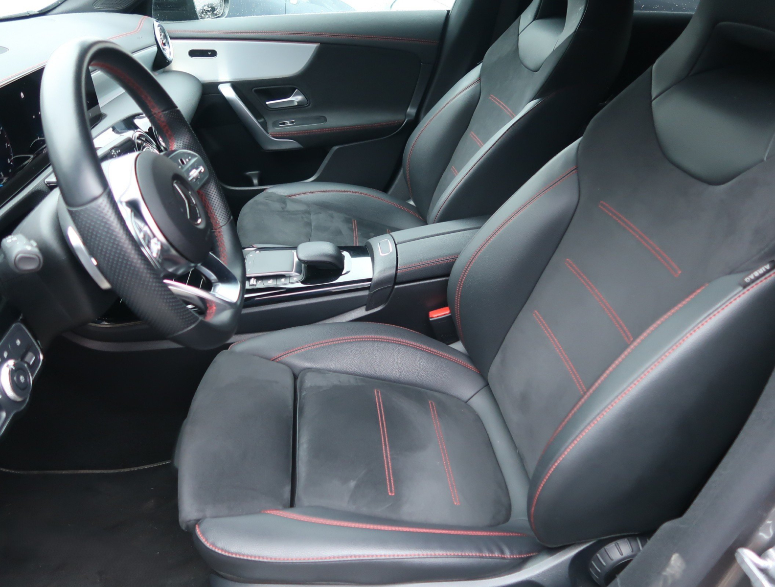 Mercedes-Benz CLA - 2022