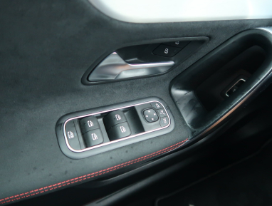 Mercedes-Benz CLA - 2022