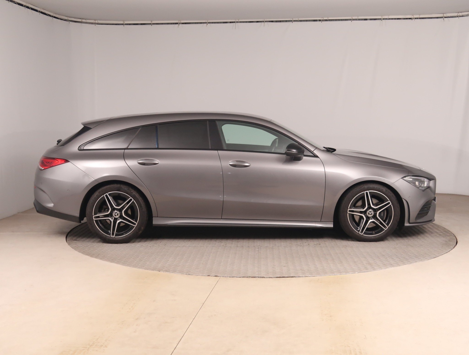 Mercedes-Benz CLA - 2022