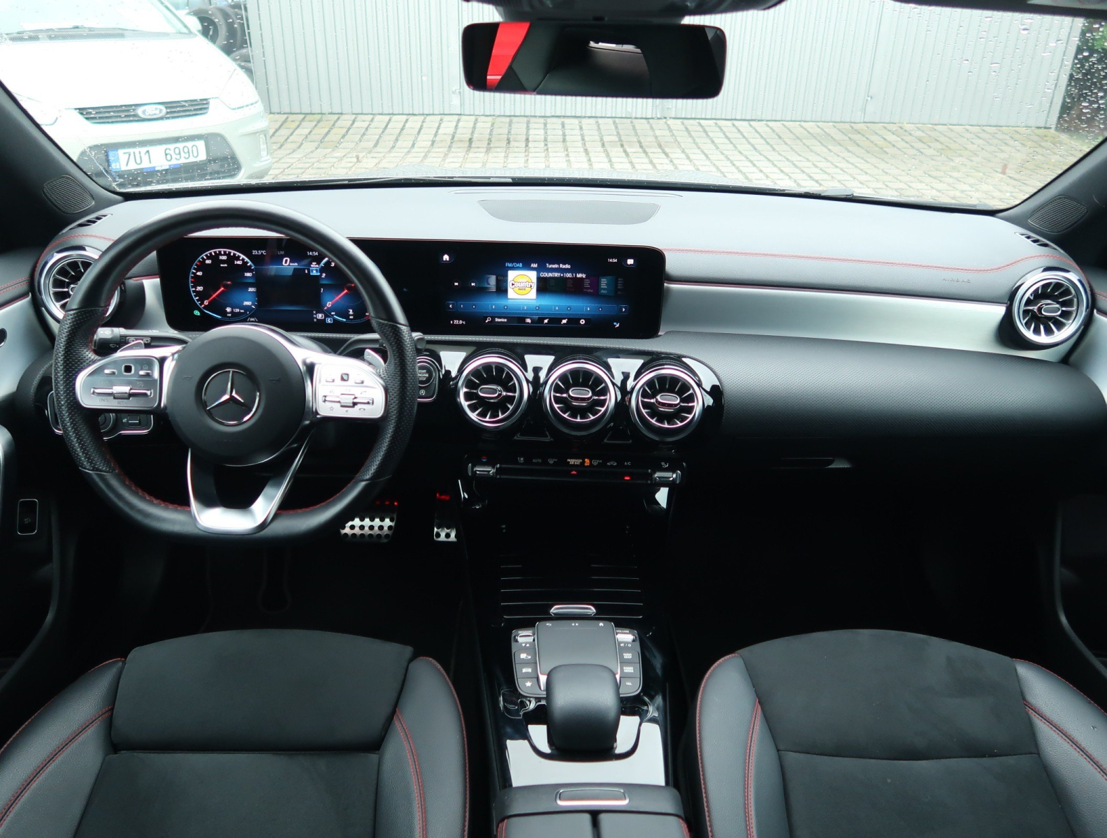 Mercedes-Benz CLA - 2022