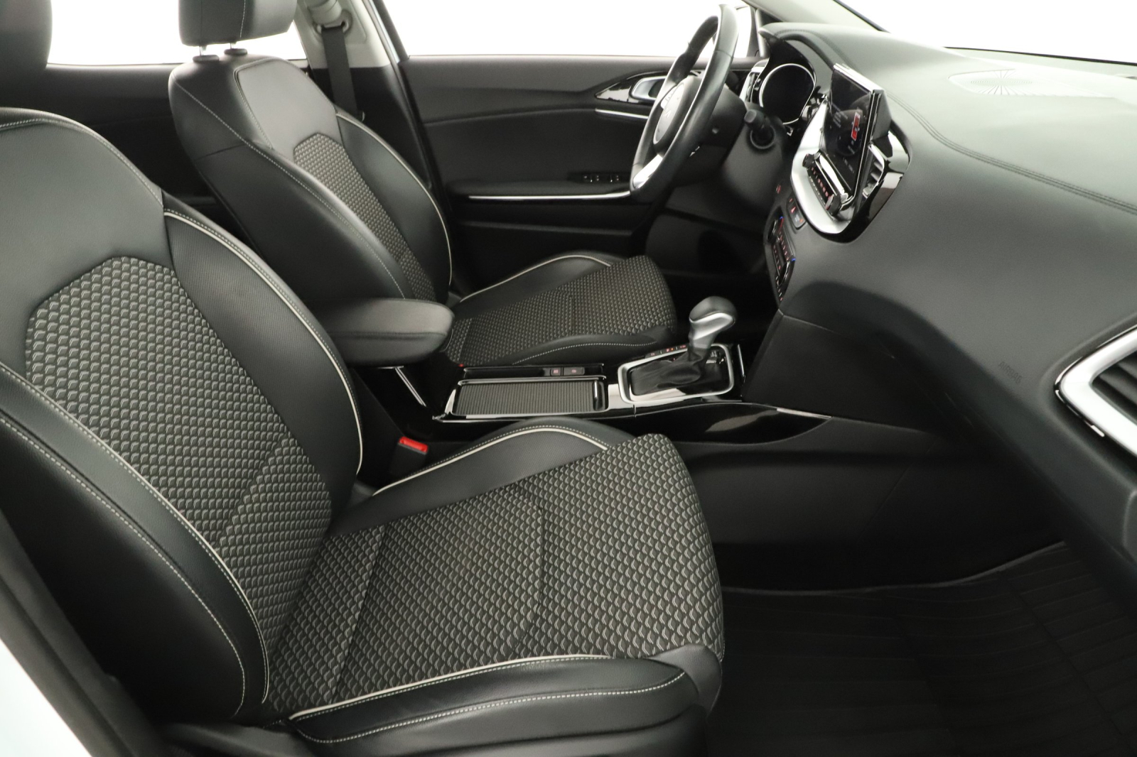 Kia XCeed - 2023