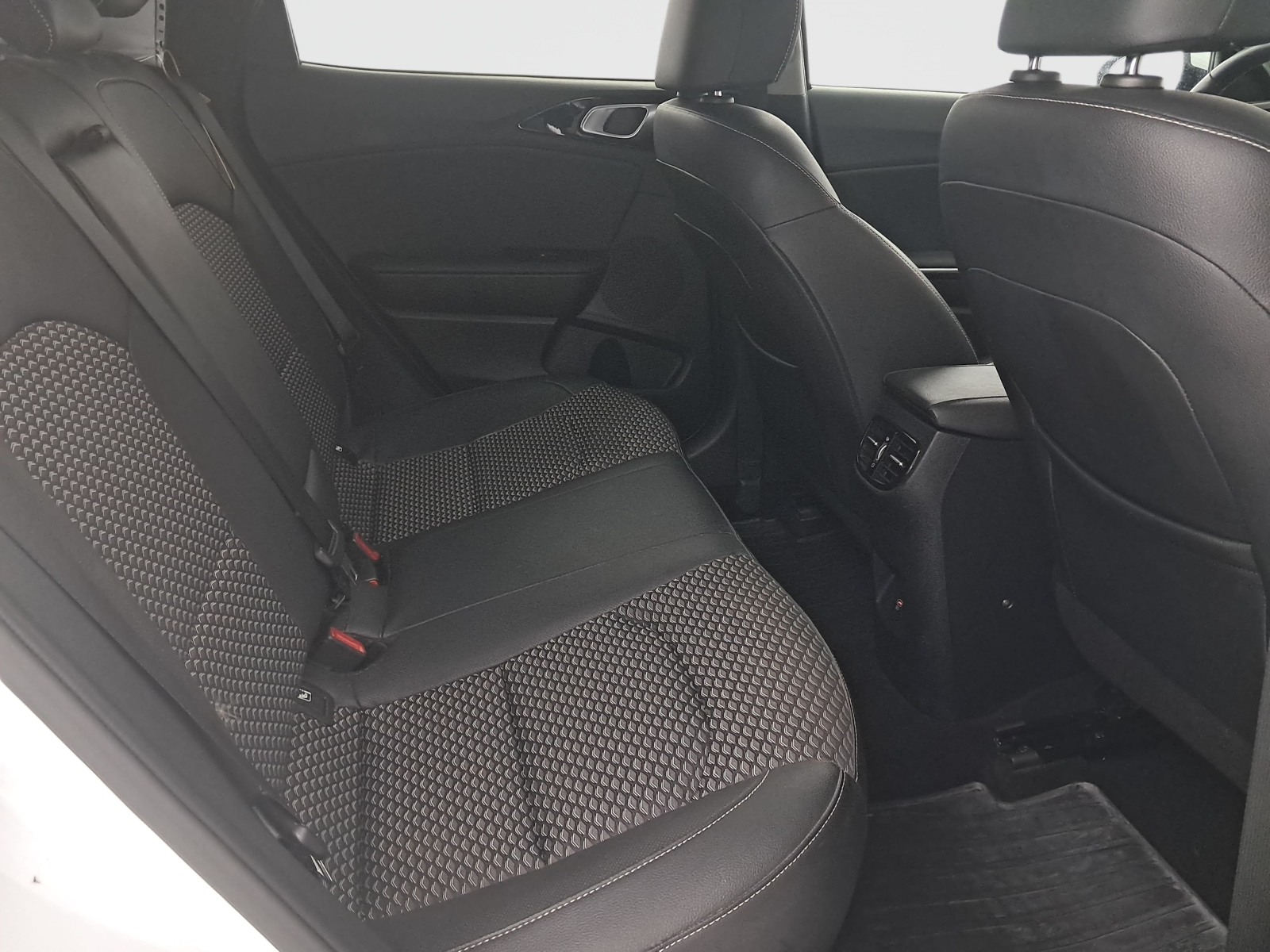 Kia XCeed - 2023