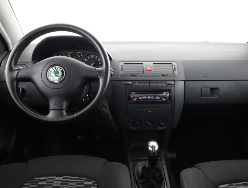 Škoda Fabia, 2004