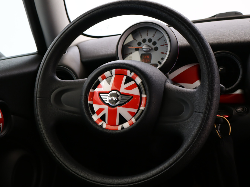 MINI 3-door, 2009