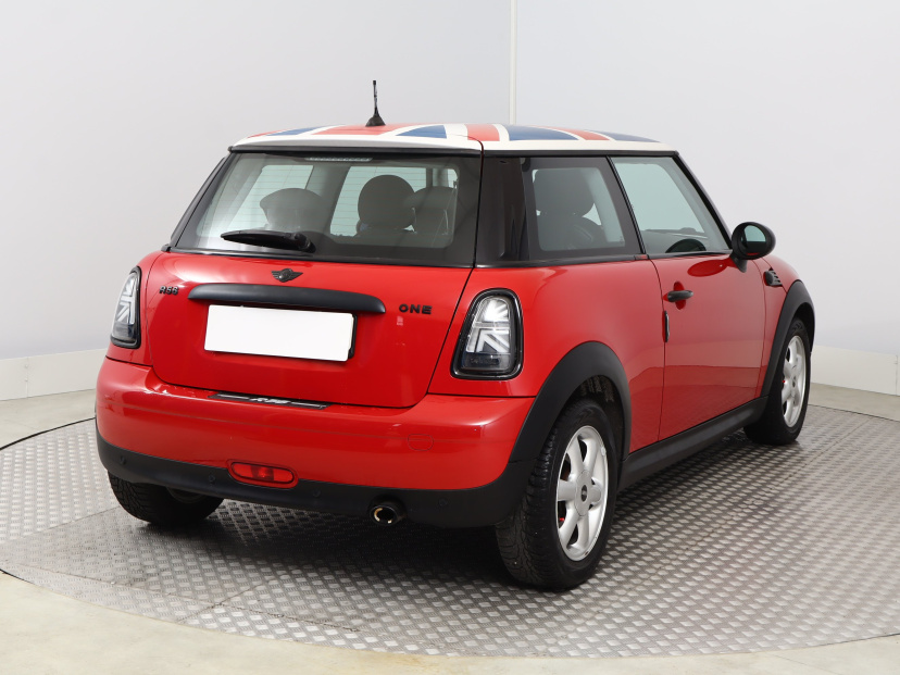 MINI 3-door, 2009