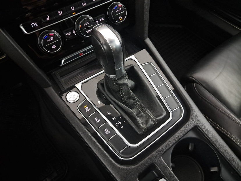 Volkswagen Passat, 2016