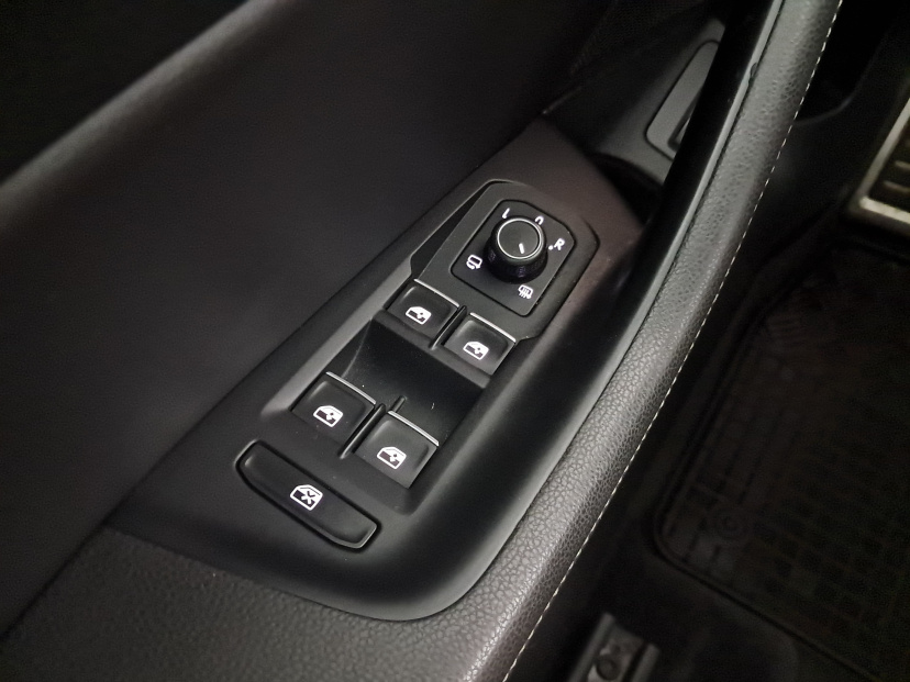 Volkswagen Passat, 2016
