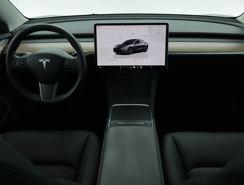 Tesla Model 3, 2022