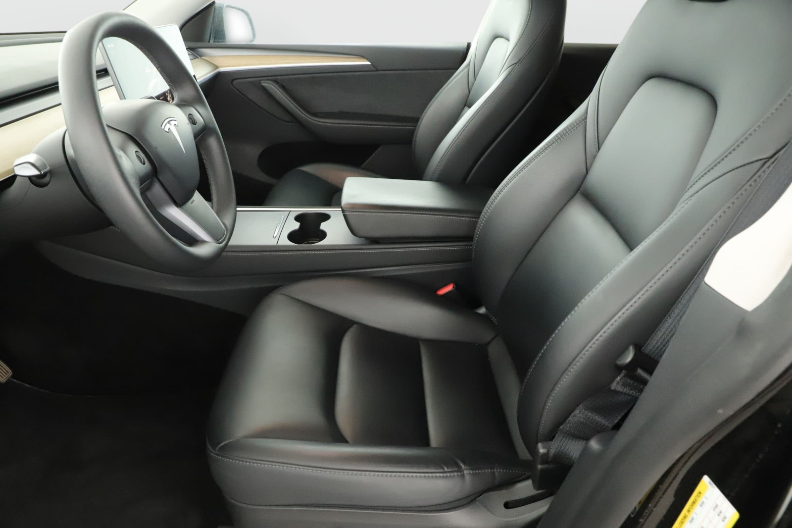 Tesla Model Y - 2023
