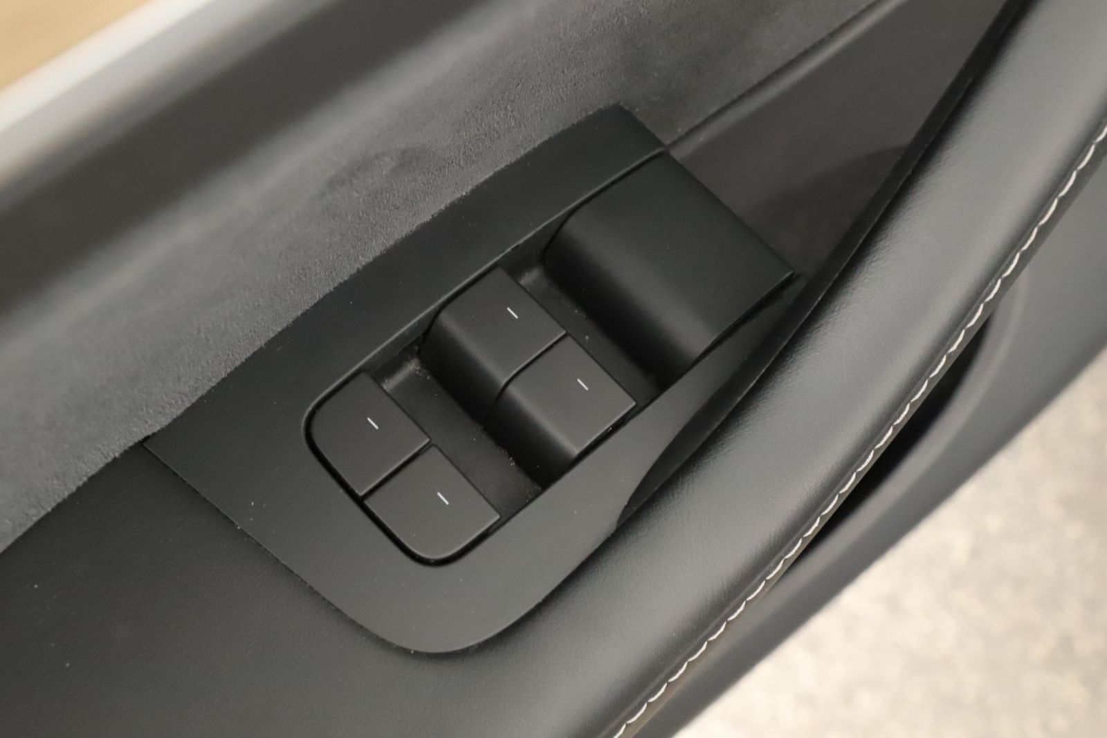 Tesla Model Y Long Range AWD – fotografie 15