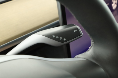 Tesla Model Y - 2023