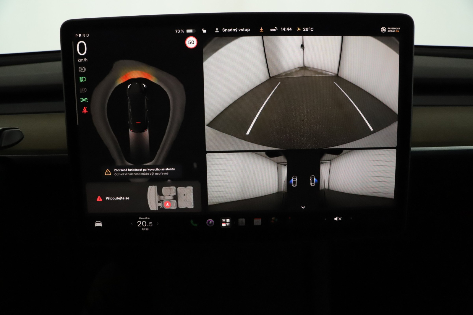 Tesla Model Y Long Range AWD – fotografie 20