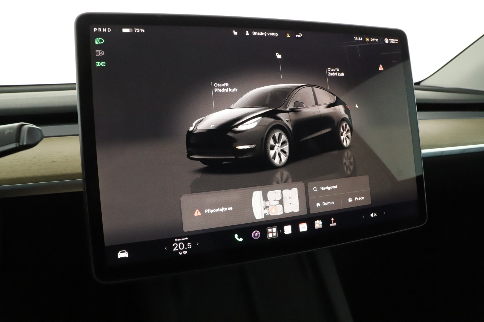 Tesla Model Y Long Range AWD – fotografie 21