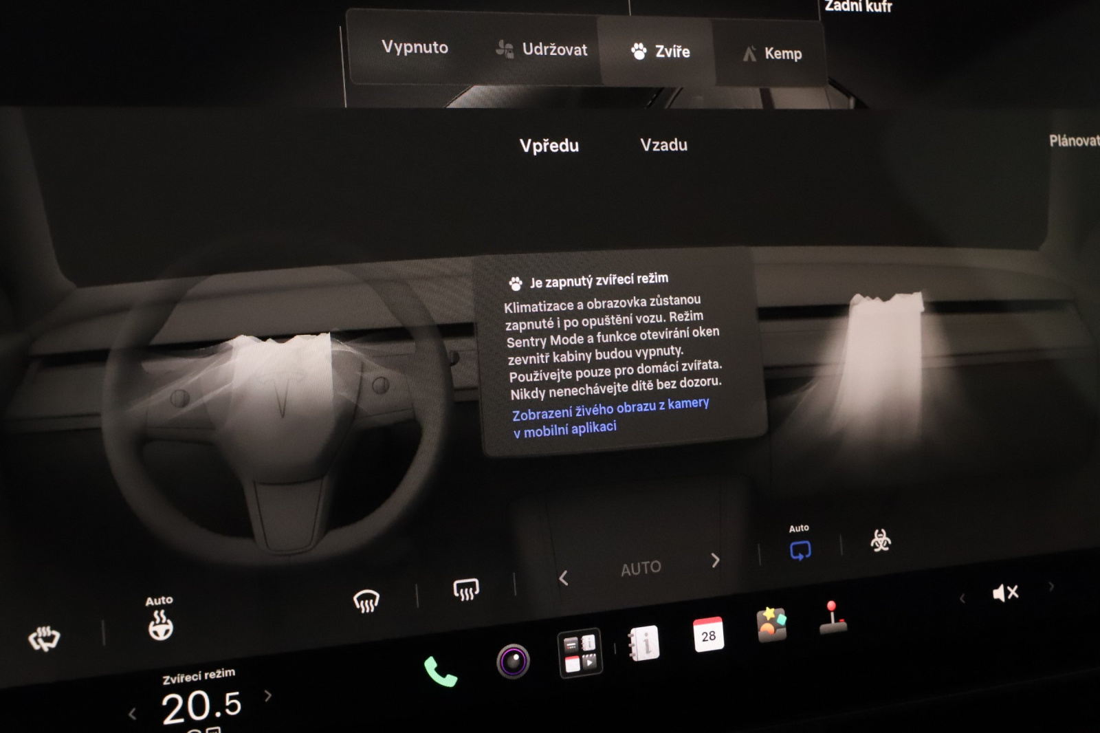 Tesla Model Y Long Range AWD – fotografie 23