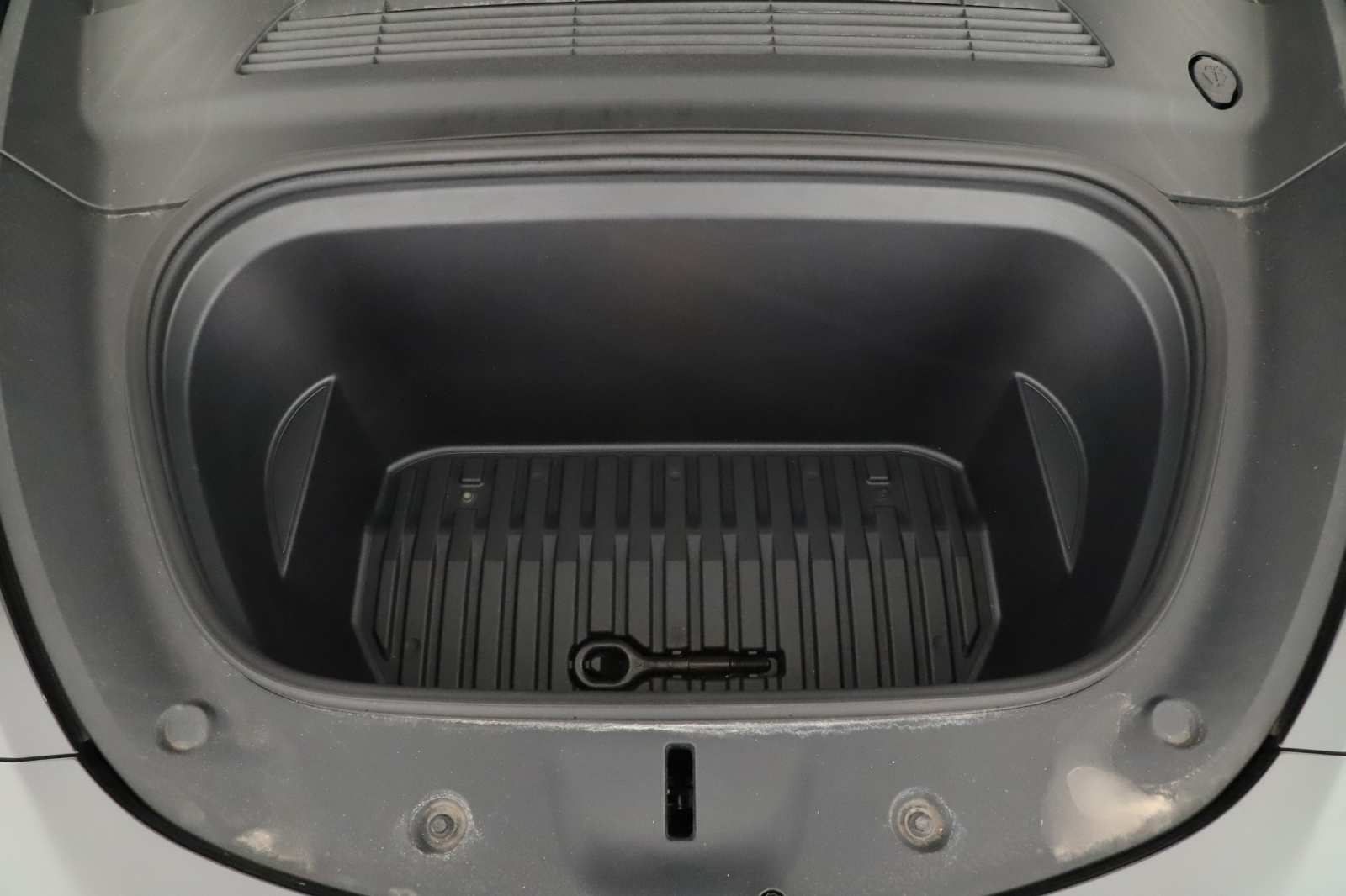 Tesla Model Y - 2023