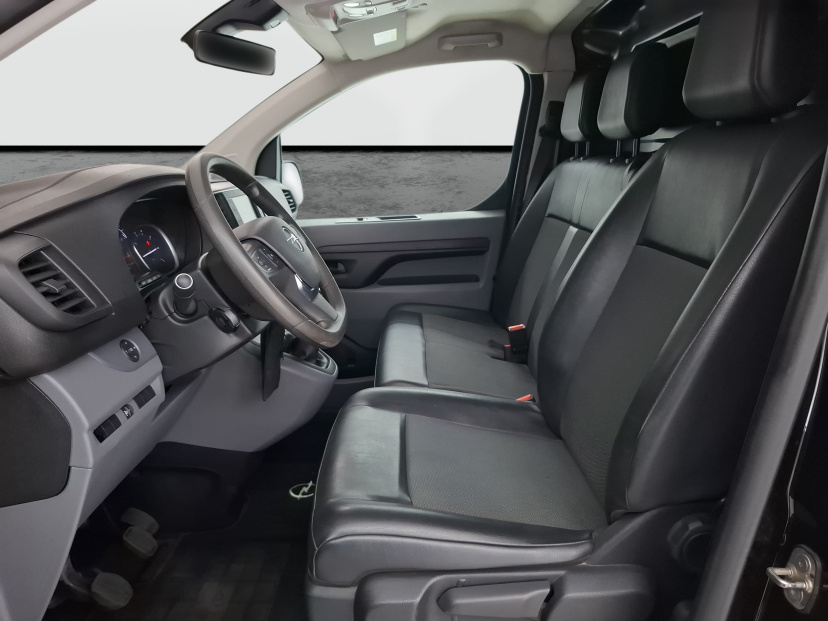 Opel Vivaro, 2021