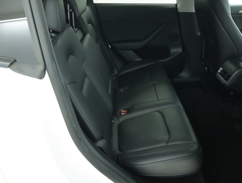 Tesla Model Y, 2022