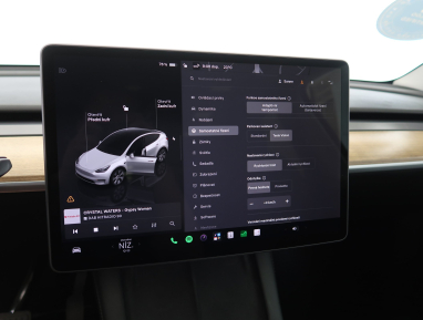 Tesla Model Y - 2022