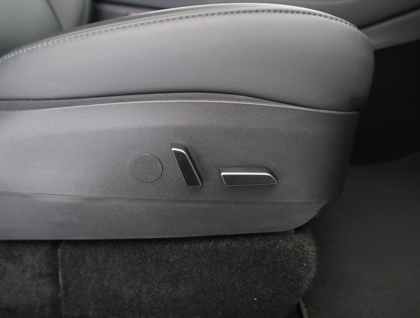 Tesla Model Y, 2022