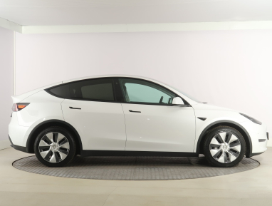Tesla Model Y - 2022