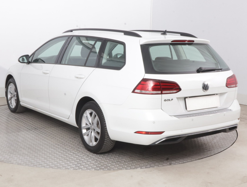 Volkswagen Golf, 2019
