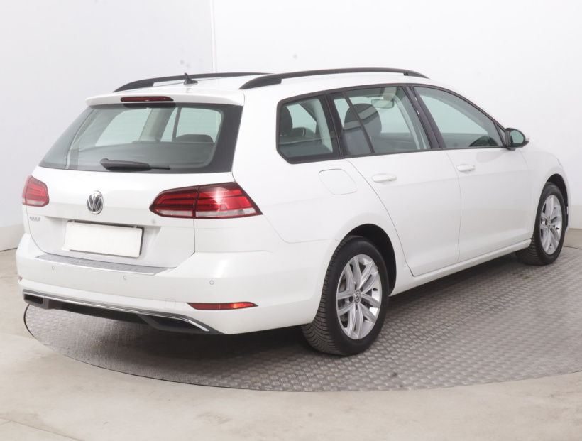 Volkswagen Golf, 2019