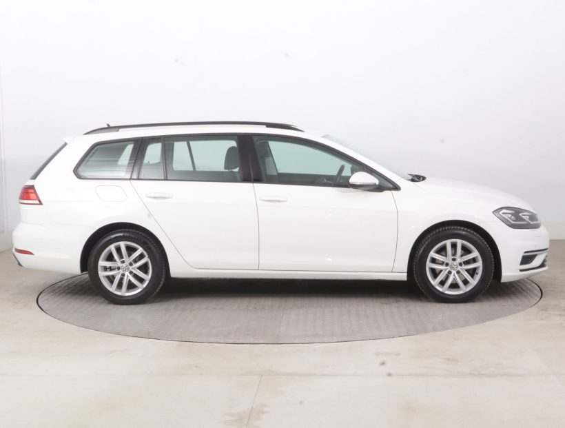 Volkswagen Golf, 2019