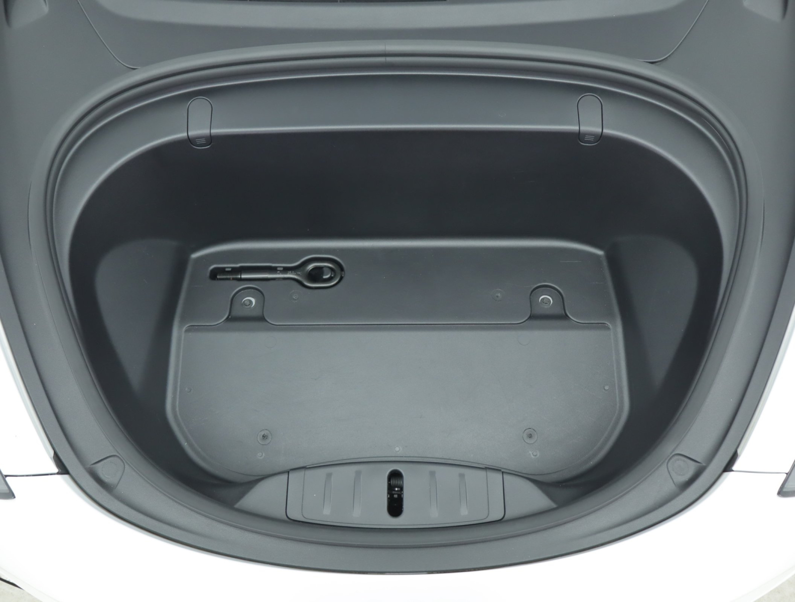Tesla Model 3 Long Range AWD – fotografie 25