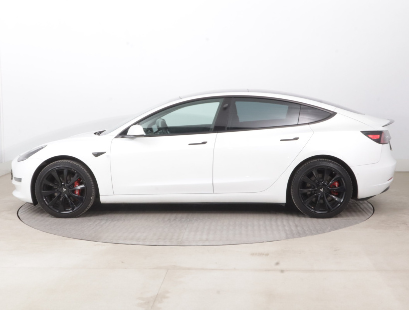 Tesla Model 3, 2019