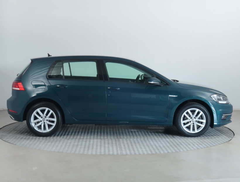 Volkswagen Golf, 2017
