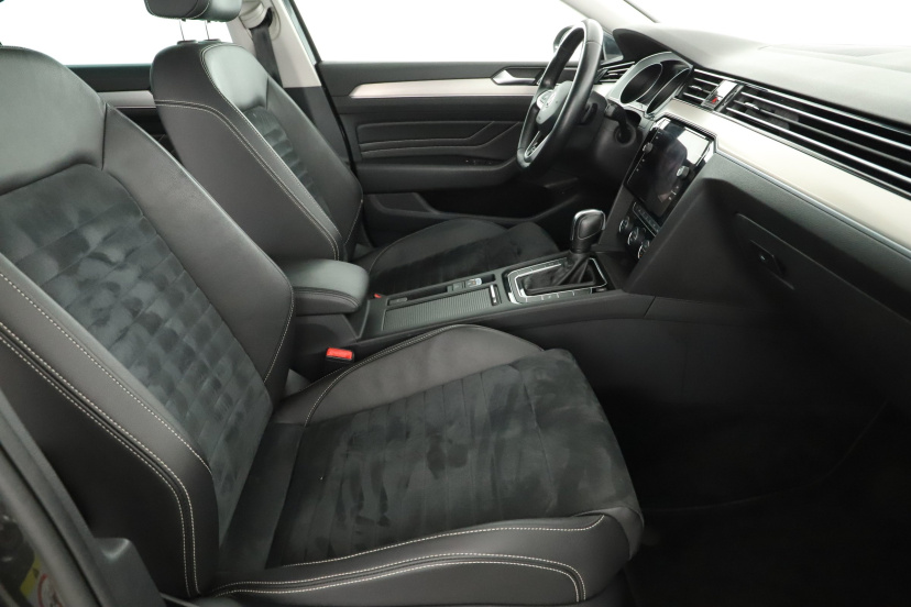 Volkswagen Passat, 2020