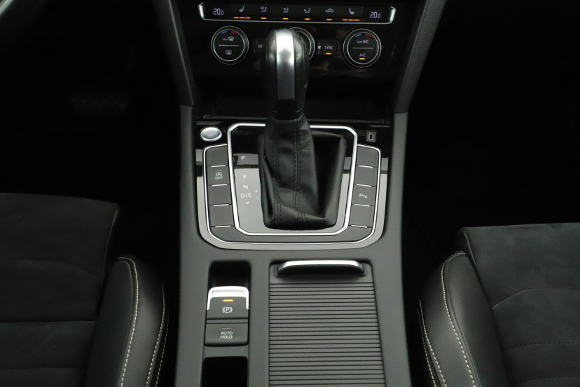 Volkswagen Passat, 2020