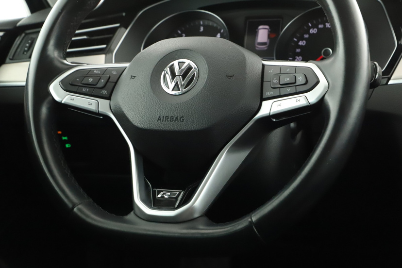Volkswagen Passat, 2020
