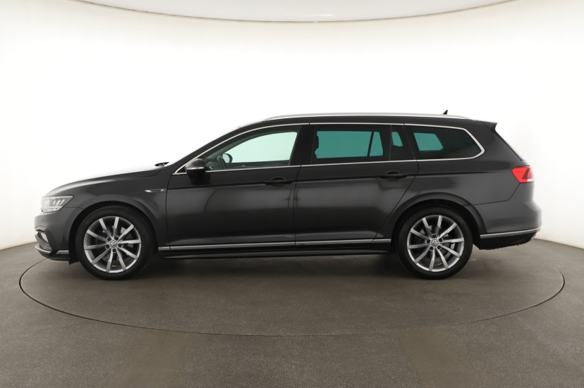 Volkswagen Passat, 2020
