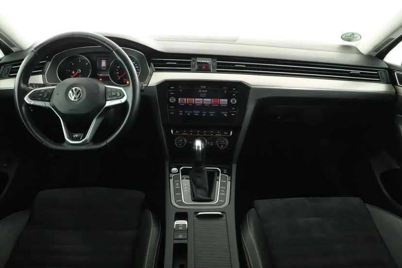 Volkswagen Passat, 2020