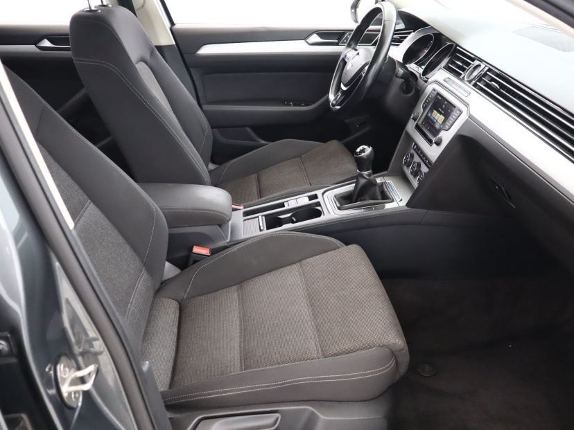 Volkswagen Passat, 2015