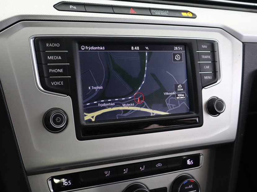 Volkswagen Passat, 2015