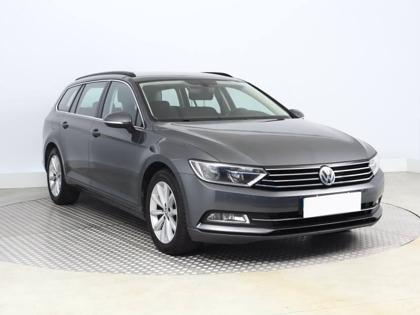 Volkswagen Passat, 2015