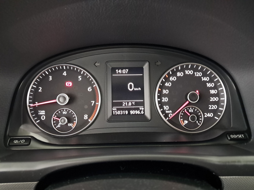 Volkswagen Touran, 2012