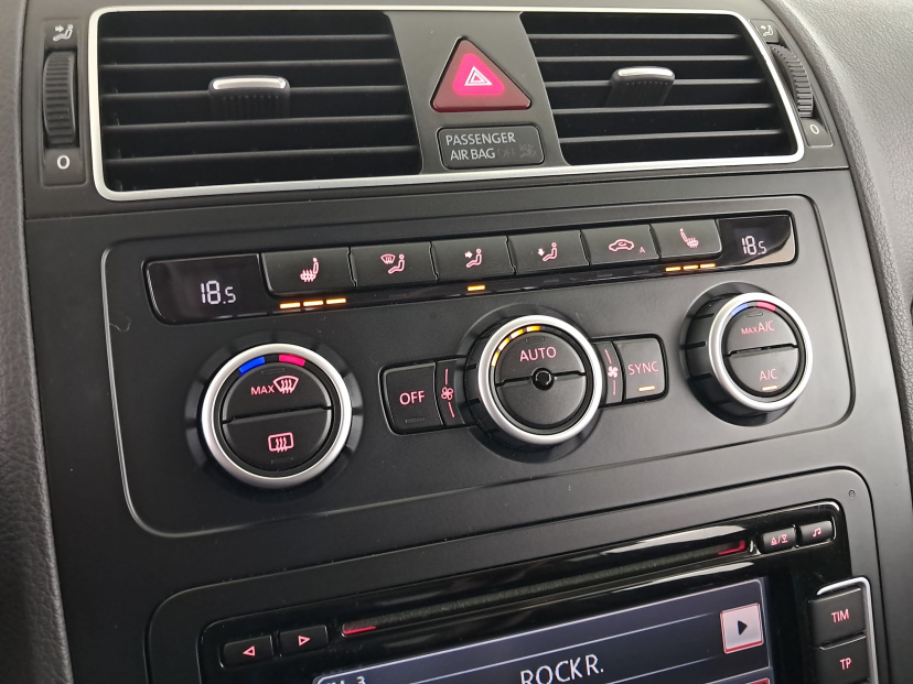 Volkswagen Touran, 2012