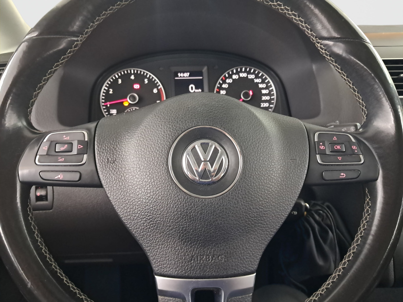 Volkswagen Touran, 2012