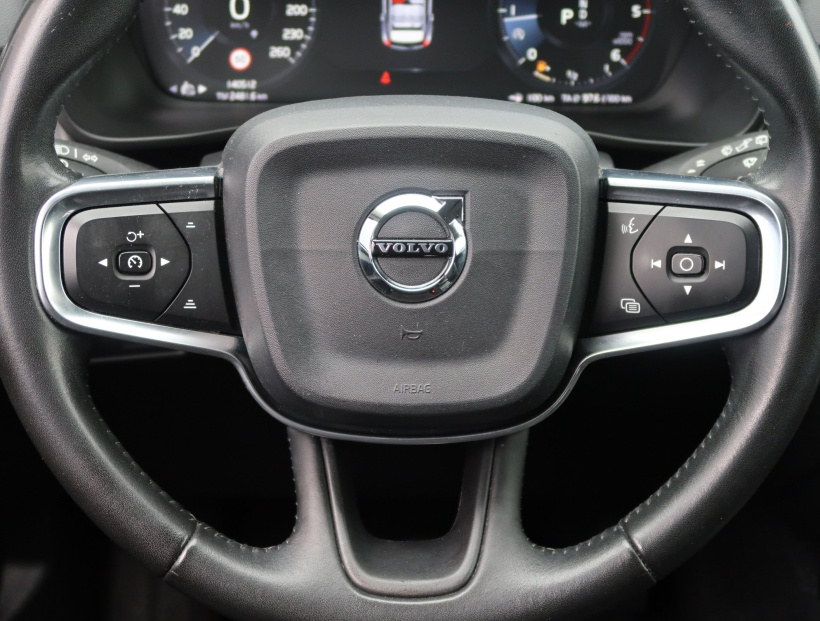 Volvo XC40, 2019