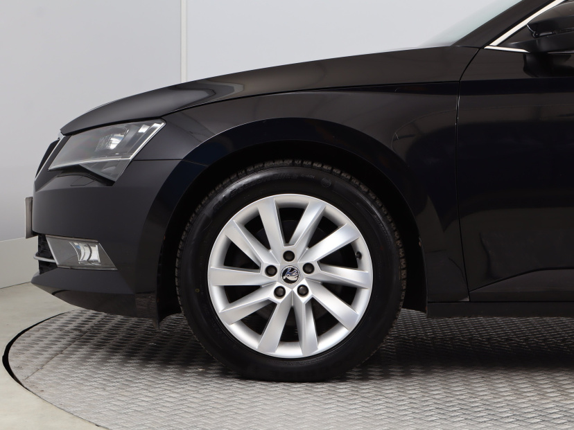 Škoda Superb, 2017