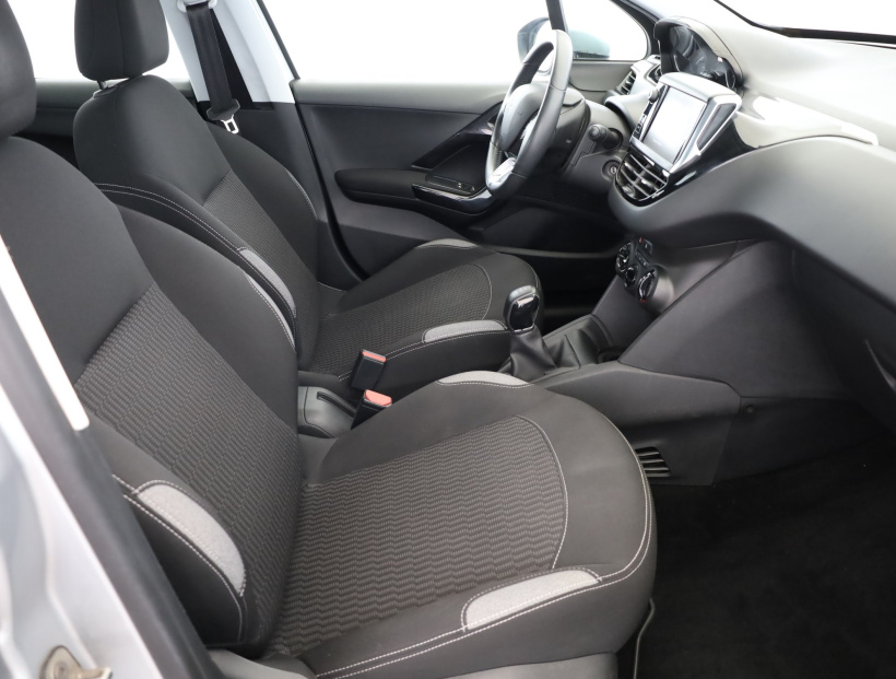 Peugeot 208, 2016